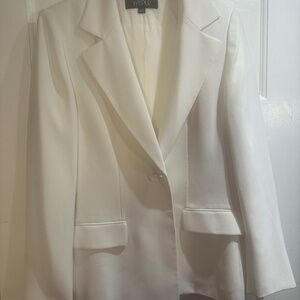 Women's Kasper white suit jacket Size 12